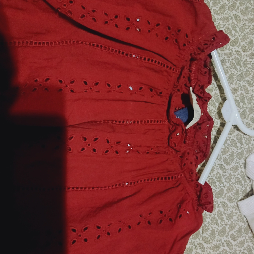 Universal Thread Red Blouse - Picture 3 of 3